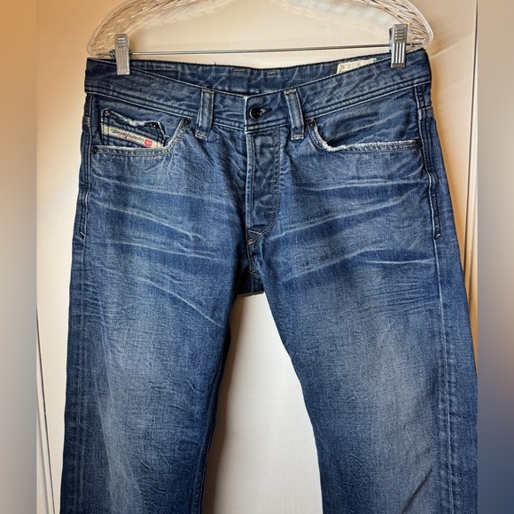 Diesel Men’s Viker Button Fly Medium Blue Wash Straight Leg Y2K Denim Jeans 32 - Picture 2 of 15
